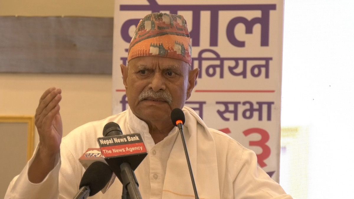 लोकतन्त्र, गणतन्त्र र संघीता जस्ता राजनीतिक उपलब्धिहरूको रक्षा गर्नुपर्नेमा पूर्वराष्ट्रपति यादवको जोड